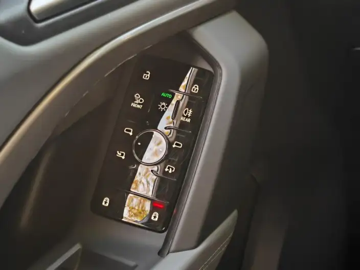 Audi Q5L 2026 Model 2.0T 10M Users Edition Edition – фото 9