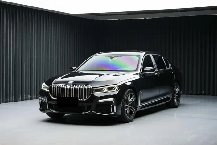 BMW 7 Series 2021 Model 730Li M Sports Set – фото 1