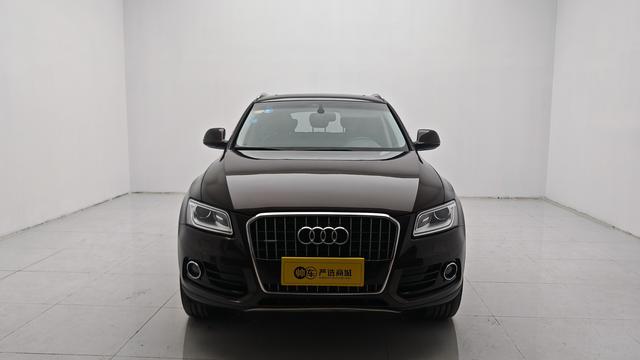 Audi Q5 2016 40 TFSI Technology – фото 2