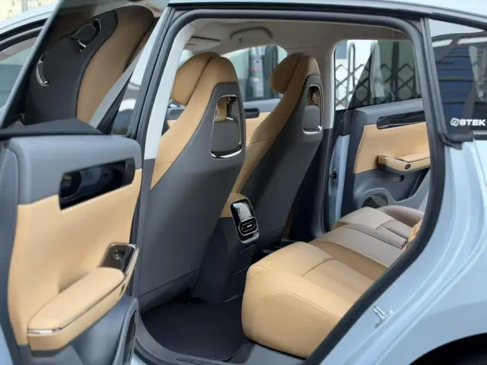 Leapmotor C01 2024 Model EV Edition 525 Exclusive Edition – фото 9