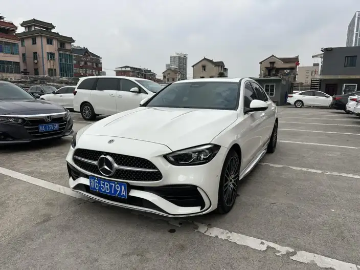 Mercedes-Benz C-Class 2023 Model C 200 L Sports Edition – фото 1