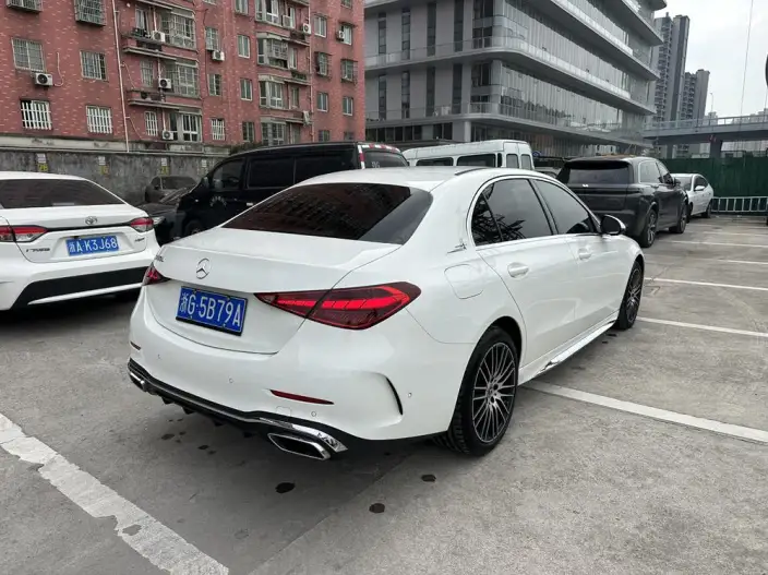 Mercedes-Benz C-Class 2023 Model C 200 L Sports Edition – фото 5