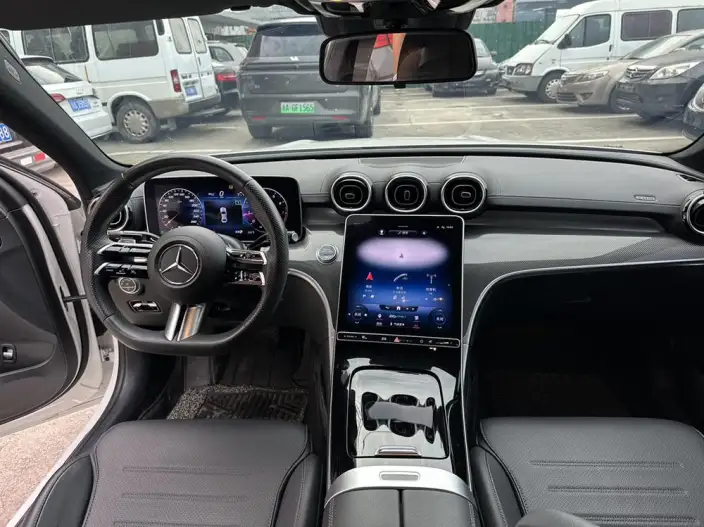 Mercedes-Benz C-Class 2023 Model C 200 L Sports Edition – фото 6
