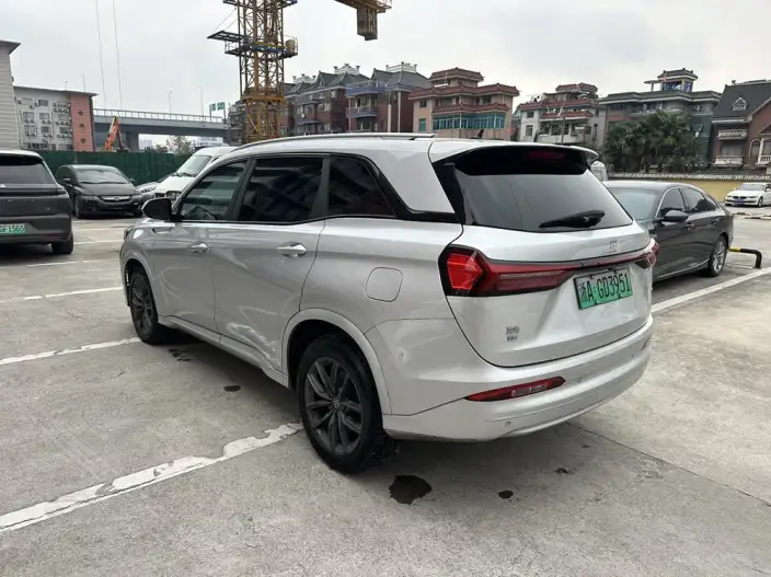 Blue Electric E5 2023 Model 1.5L DE-i Changxiang Edition Model – фото 4