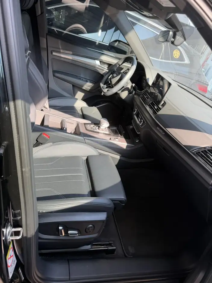 Audi Q5L 2025 Model 40TFSI Luxury Dynamic Model – фото 10