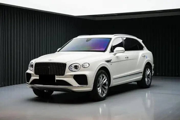 Bentayga 2024 Model 4.0T V8 Long wheelbase Edition