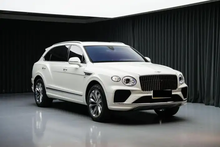 Bentayga 2024 Model 4.0T V8 Long wheelbase Edition