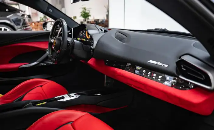 Ferrari 296 2022 Model 3.0T V6 GTS – фото 7