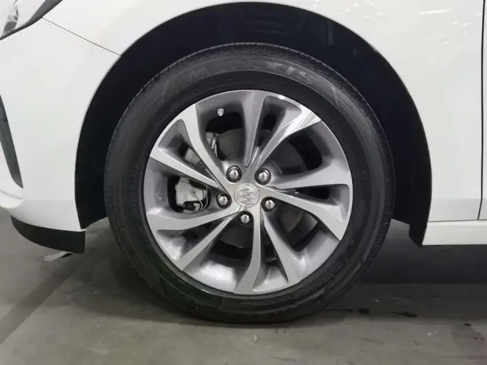 Buick Verano 2023 Model Pro 533T Lexiang Edition – фото 9