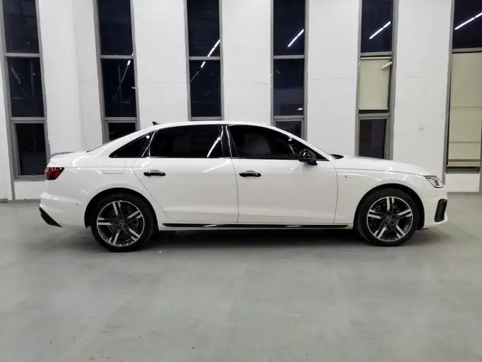 Audi A4 L 2022 Model 40 TFSI Luxury Dynamic Model – фото 8
