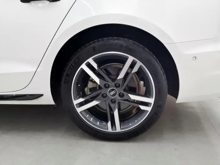 Audi A4 L 2022 Model 40 TFSI Luxury Dynamic Model – фото 9