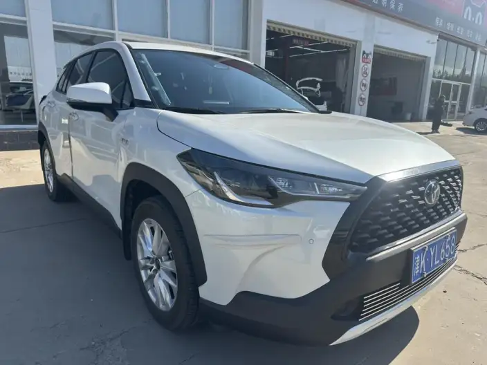 Toyota Corolla Cross 2023 Model 2.0L Intelligent Hybrid Pioneer Edition – фото 3