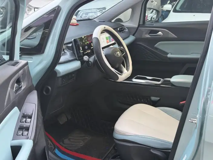 Geely Geometry E Firefly 2024 Model 401KM Xingguang – фото 7