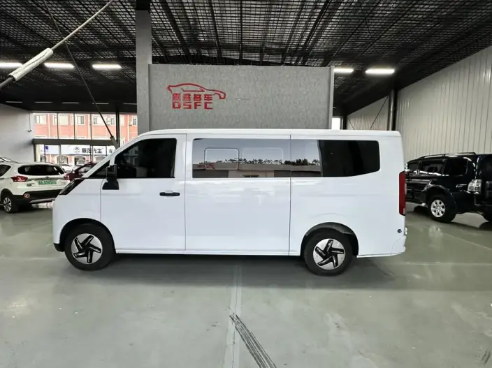 Yuancheng RemoteXingxiang V 2025 Model V7E Farizon Xuanwu 51.4kWh Smart Edition – фото 4