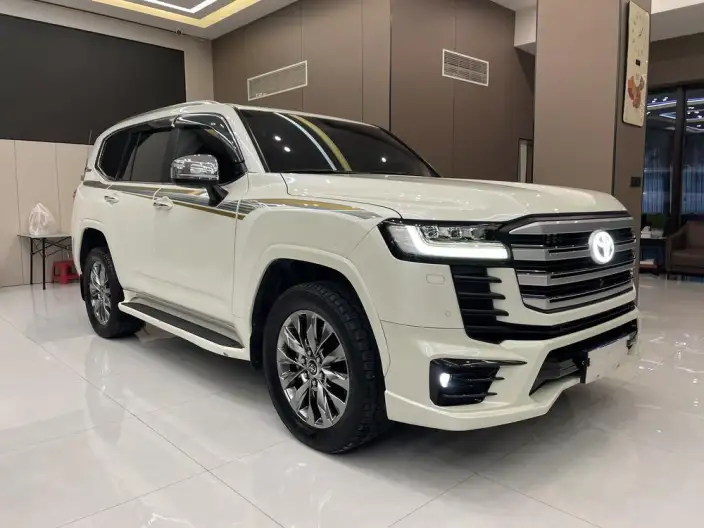 Land Cruiser (import 2022 Model 3.5T Automatic 4WD 7 seat Parallel Imported – фото 3