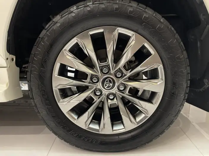Land Cruiser (import 2022 Model 3.5T Automatic 4WD 7 seat Parallel Imported – фото 7
