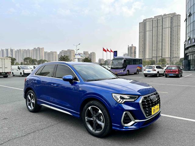 AUDI Q3 2021 35 TFSI Enterprising Dynamic – фото 3
