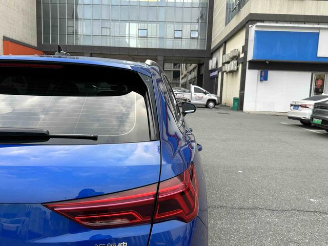 AUDI Q3 2021 35 TFSI Enterprising Dynamic – фото 6