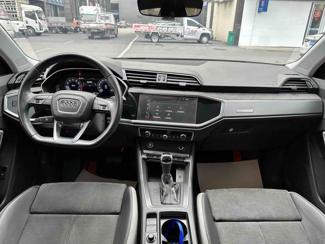 AUDI Q3 2021 35 TFSI Enterprising Dynamic – фото 15