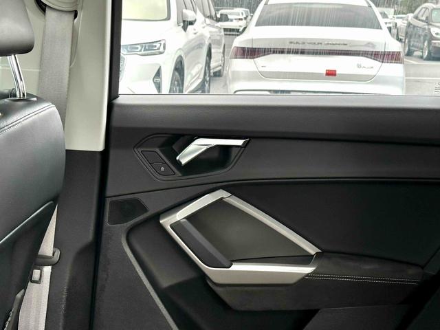 AUDI Q3 2021 35 TFSI Enterprising Dynamic – фото 18