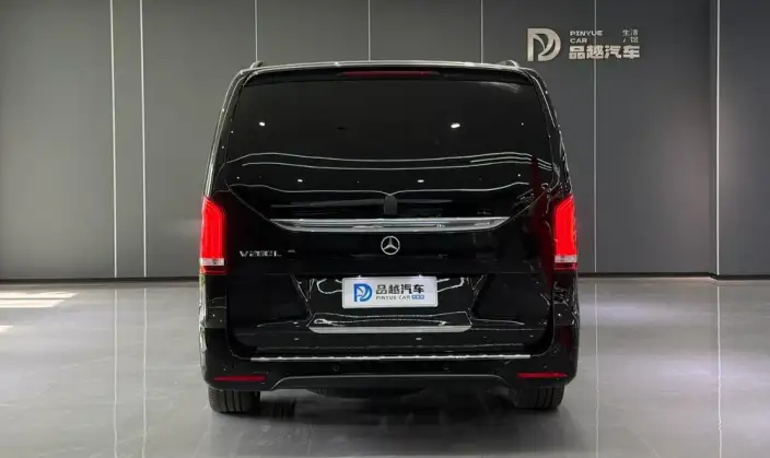Mercedes-Benz V-Class 2022 Model V 260 L Long wheelbase Deluxe Edition – фото 4