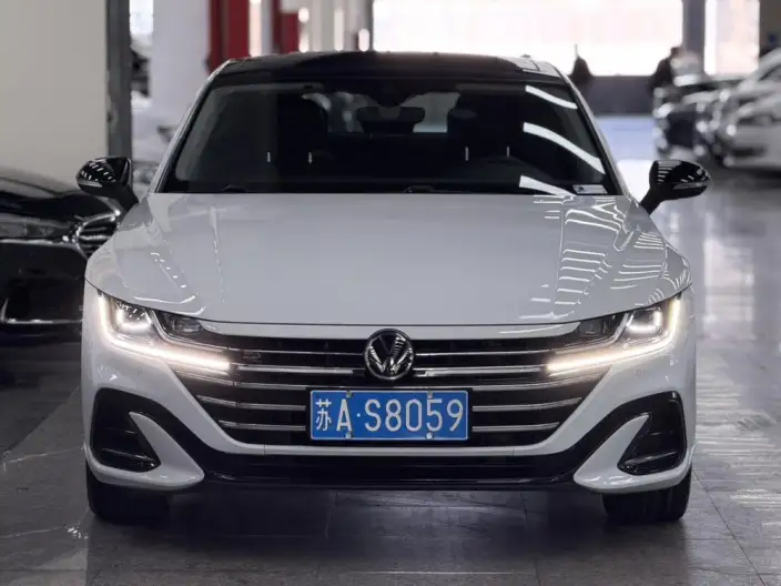Volkswagen CC 2023 Model 380TSI Eye-catching version – фото 2