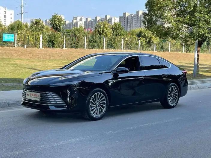 Buick LaCrosse 2024 Model 28T Automatic Yue Zun Edition – фото 1