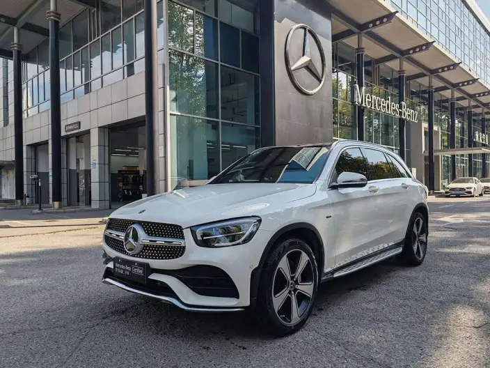 Mercedes-Benz GLC 2022 Model Facelift GLC 300 L 4MATIC Dynamic Model Collector Edition – фото 1