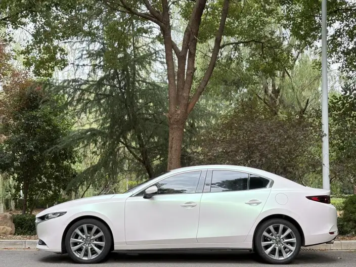 Mazda3 Axela 2023 Model 2.0L Automatic Zhi Ya Edition