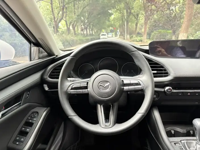 Mazda3 Axela 2023 Model 2.0L Automatic Zhi Ya Edition – фото 8