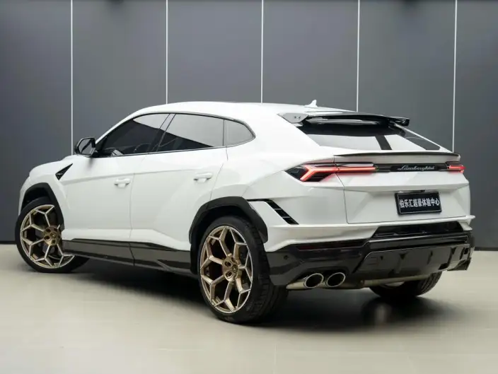 Urus 2023 Model 4.0T V8 S – фото 3