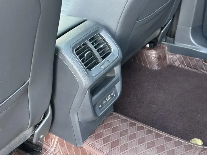 Volkswagen Tiguan L 2024 Model 330TSI 2WD R-Line Enjoy the version more – фото 9