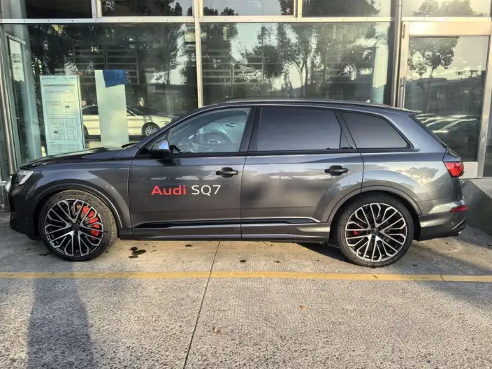 AUDI SQ7 2024 Model 4.0 TFSI – фото 2