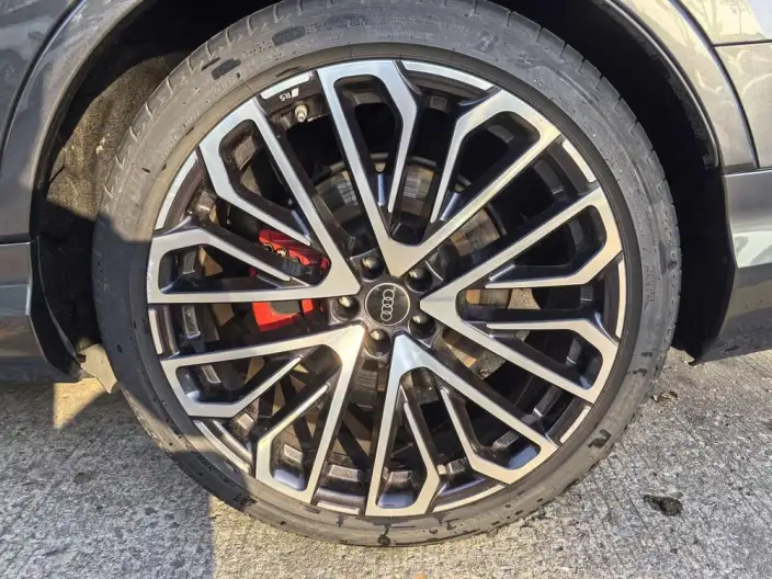 AUDI SQ7 2024 Model 4.0 TFSI – фото 5