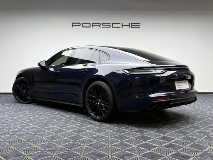 Panamera 2023 Model Facelift Panamera 2.9T Platinum edition – фото 5