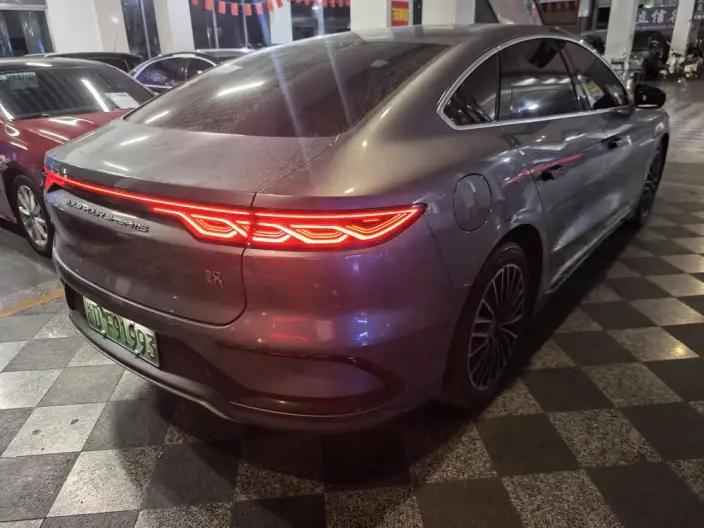 BYD Han DM 2022 Model DM-i 121KM Exclusive Model – фото 4