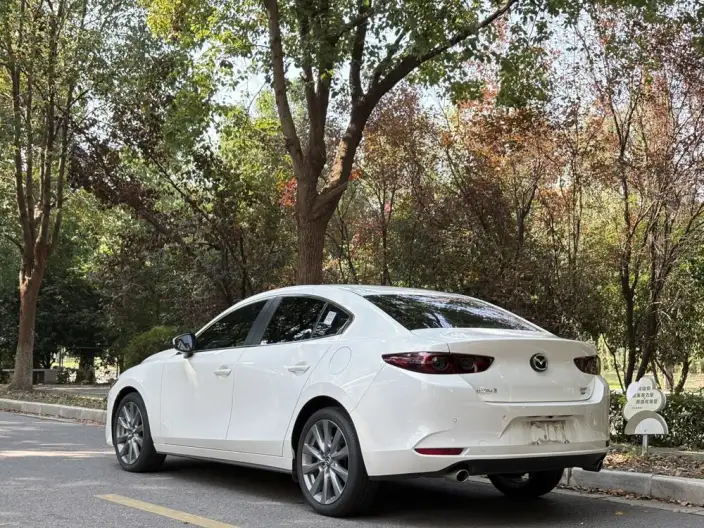 Mazda3 Axela 2025 Model 2.0L Automatic Zhi Ya Edition