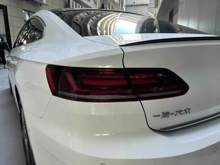 Volkswagen CC 2023 Model 380TSI Eye-catching version – фото 6