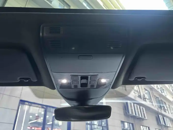 Volkswagen CC 2023 Model 380TSI Eye-catching version – фото 10