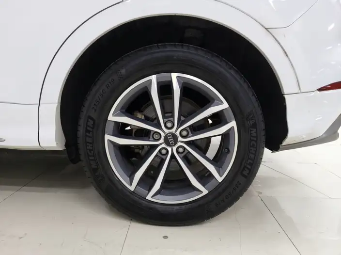AUDI Q3 2023 Model 35 TFSI Enterprising Dynamic Model – фото 9