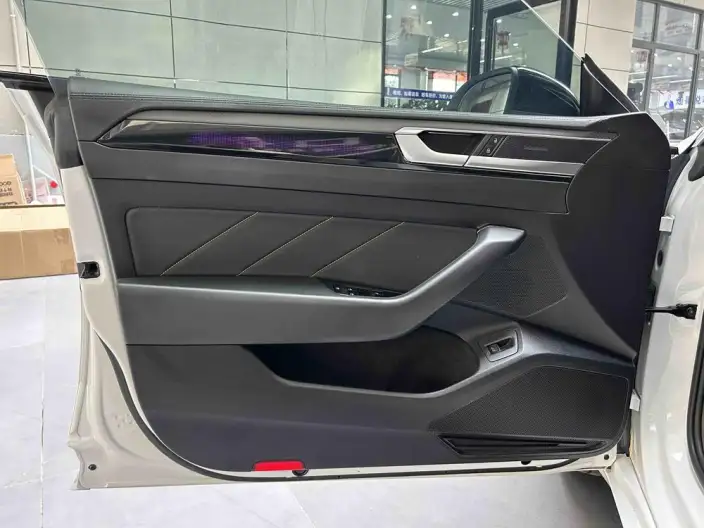Volkswagen CC 2021 Model 380TSI Dazzling Edition – фото 8