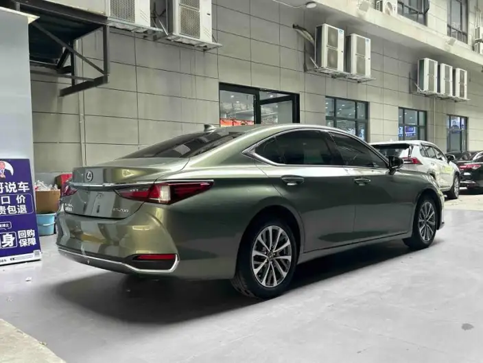 Lexus ES 2022 Model 200 Superior Edition – фото 4