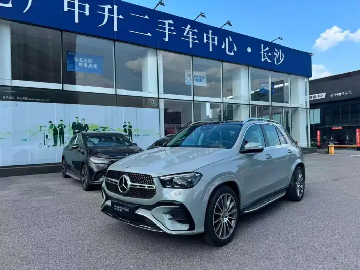 Mercedes-Benz GLE Imported 2023 Model GLE 450 4MATIC Luxury Model – фото 1