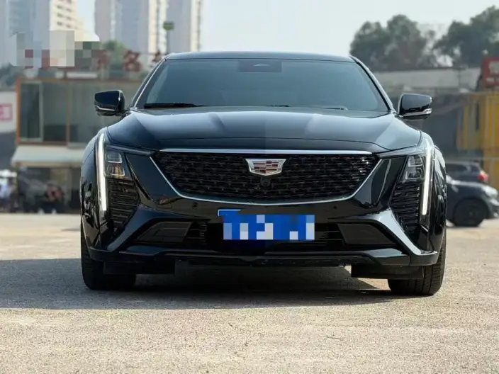 Cadillac CT5 2025 Model 28T Lincoln Town Sports Edition