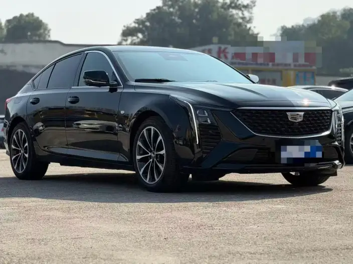 Cadillac CT5 2025 Model 28T Lincoln Town Sports Edition