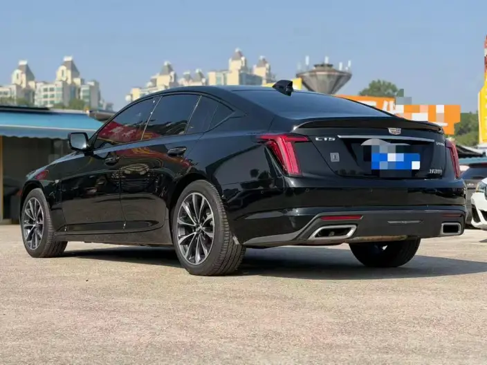 Cadillac CT5 2025 Model 28T Lincoln Town Sports Edition