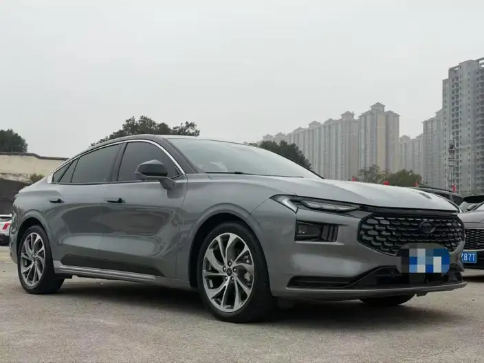 Ford Mondeo 2025 Model EcoBoost 245 Supreme Model