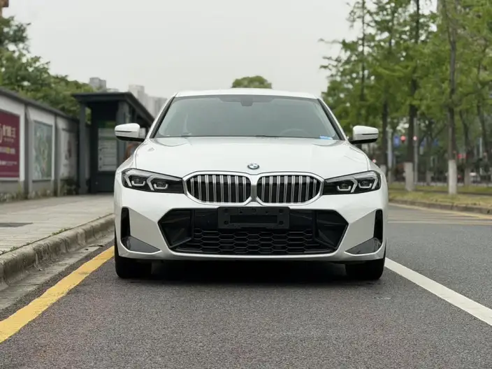 BMW 3 Series 2023 Model 320Li M Sports Set – фото 2