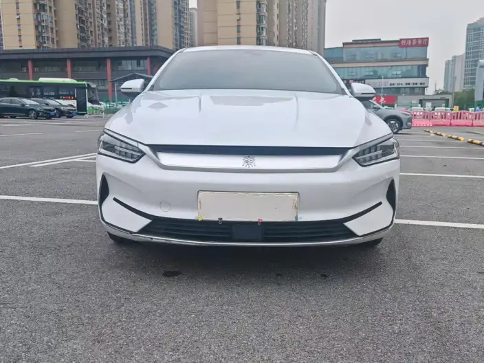 Qin Plus EV 2021 Model 400KM Luxury Model – фото 2