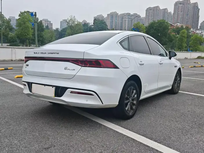 Qin Plus EV 2021 Model 400KM Luxury Model – фото 6